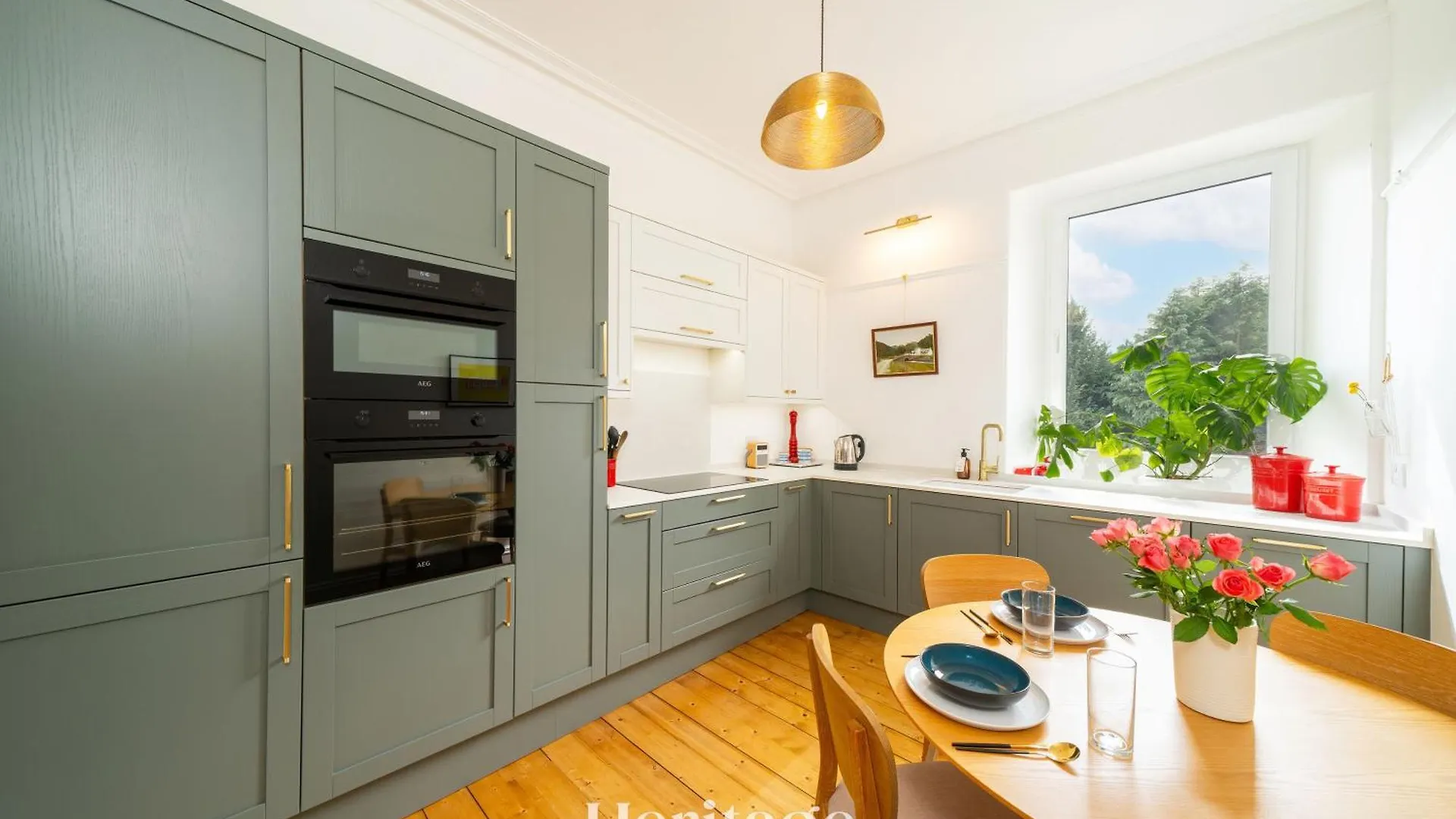 St Swithin, Aberdeen City Centre Apartment